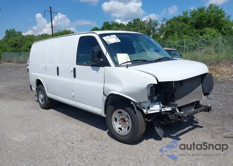 2022 Chevrolet Express Cargo Rwd 2500 Regular Wheelbase Wt из США, поврежденный, VIN 1GCWGAFP3N1199384